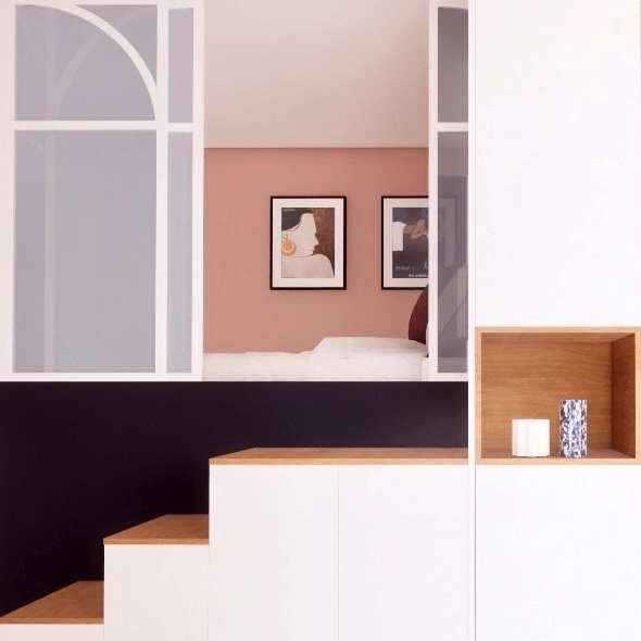Mobilier sur mesure pour créer une chambre d'appoint dans un petit appartement parisien